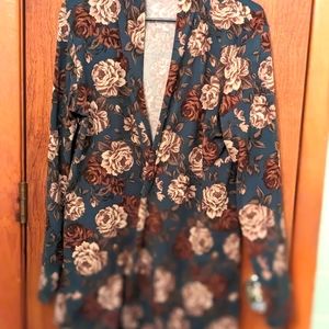 Lightweight Floral Drape Cardigan